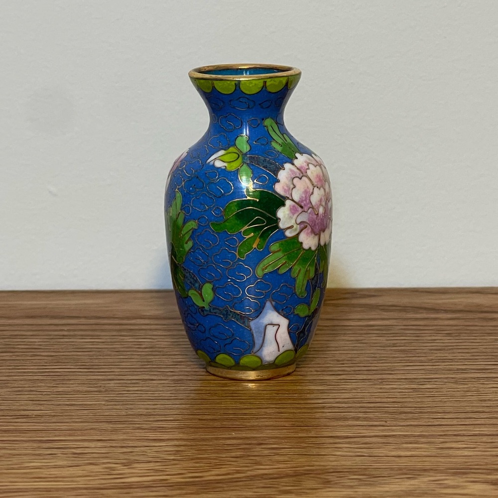 Vintage Chinese Cloisonné Miniature Vase - 3" Blue Enamel Peony - Picture 4 of 8